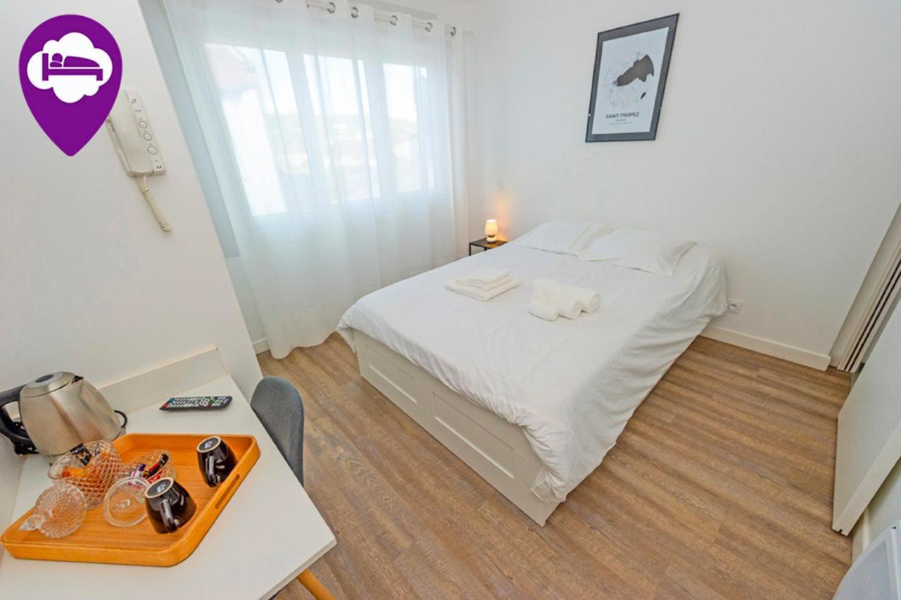Loc'Nuit - Chambres Tout Confort - Hyper Centre Agen Buitenkant foto